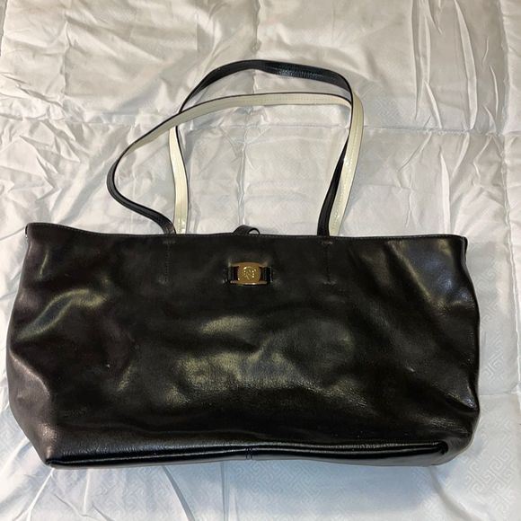 ANTONIO MELANI Handbags - Ladies Handbag with Attached Wallet by: Antonio Melani